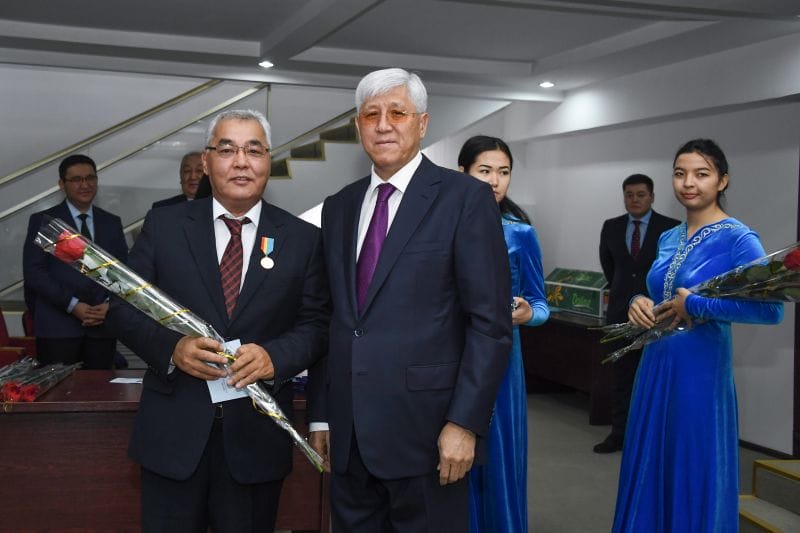 МЕРЕЙ - ҮСТЕМ, КӨҢІЛ - ШАТ