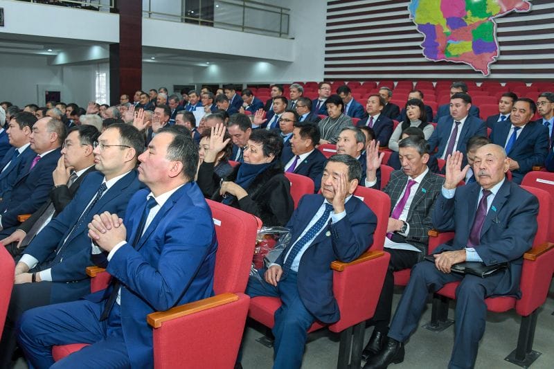 ОБЛЫСТЫҚ БЮДЖЕТ БЕКІТІЛДІ