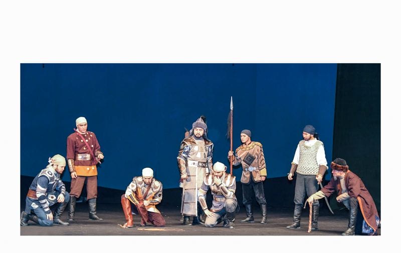 БАҺАДҮРЛЕР БЕЙНЕСІ СОМДАЛДЫ