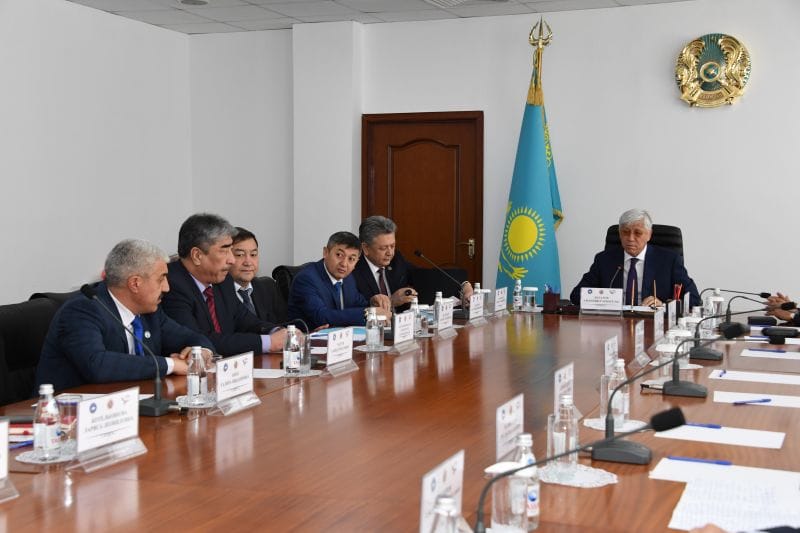 Амандық БАТАЛОВ: "ҰЛТАРАЛЫҚ КЕЛІСІМДІ САҚТАУ ҚАЖЕТ"