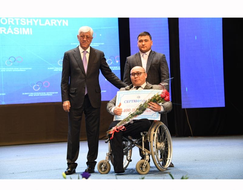 ҮЗДІК СПОРТШЫЛАР МАРАПАТТАЛДЫ