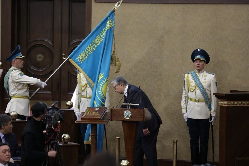 ЖАҢА ПРЕЗИДЕНТ АДАЛ ҚЫЗМЕТ ЕТУГЕ АНТ БЕРДІ