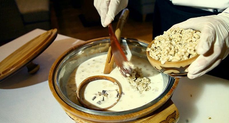 БІР ЖАСҚА ТОЛҒАН КҮН