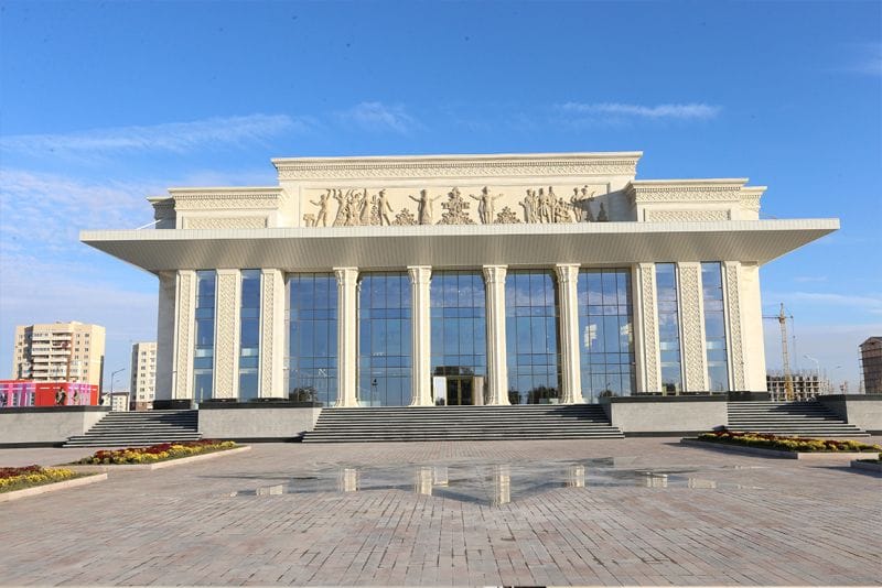 БИ-АПАМНЫҢ БИІК ОРДАСЫ