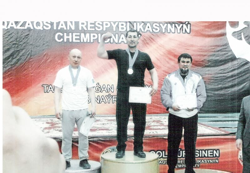 ҚОЛ КҮРЕС ЧЕМПИОНЫ