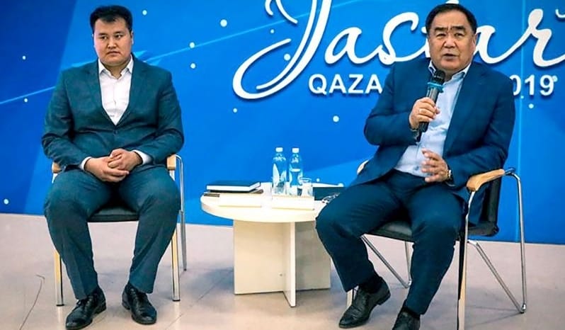 ЭКС-ӘКІМ: "АУЫЛДА ҚАЛСАМ, ТРАКТОР ЖҮРГІЗЕР ЕДІМ"