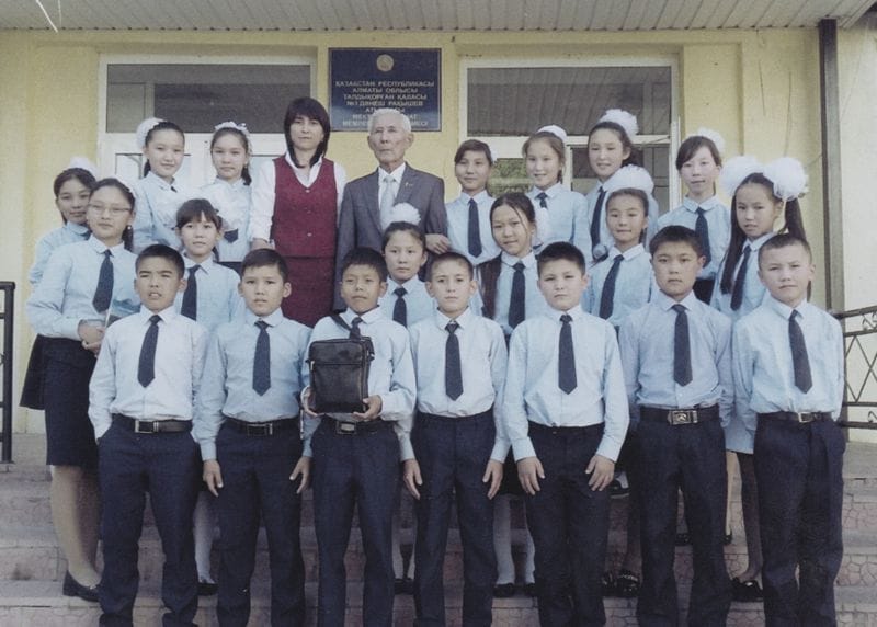 Ақынмен жүздесті