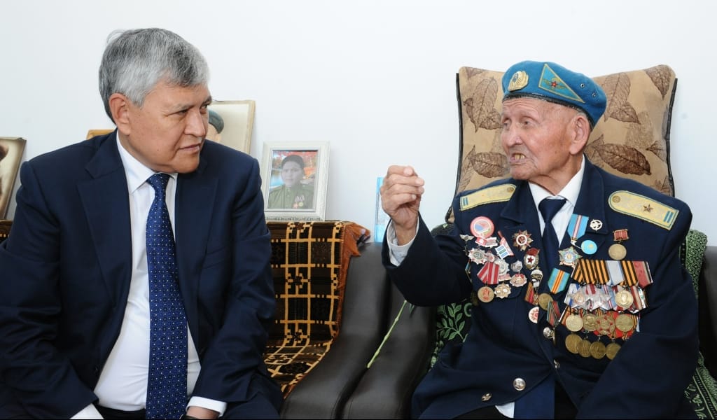 ЕРЛІКТЕРІ ЕЛГЕ ҮЛГІ