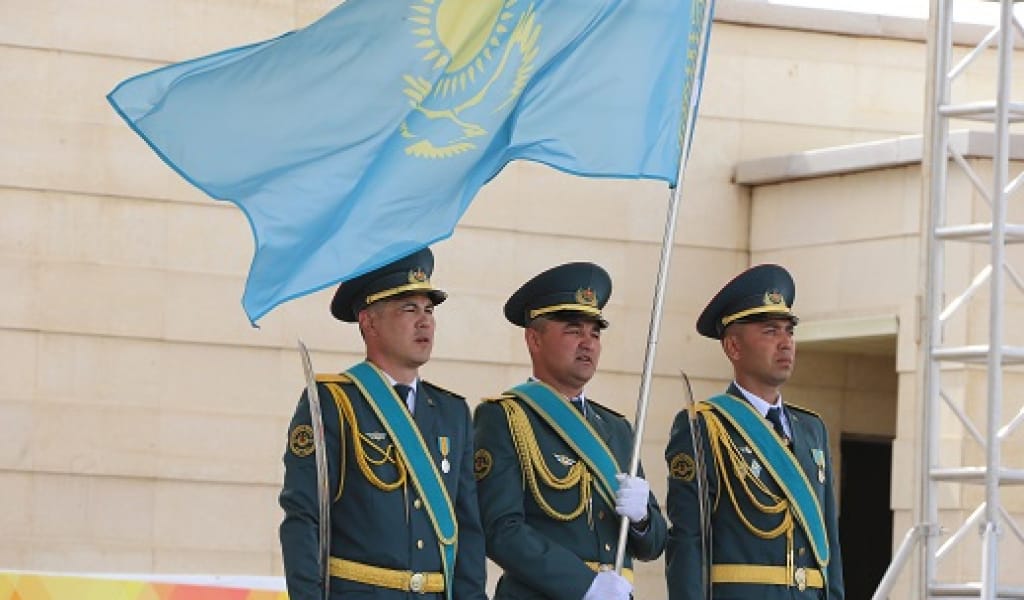 ҚОРҒАНЫС: САЙДЫҢ ТАСЫНДАЙ 90 ЖІГІТ ӘСКЕРГЕ КЕТТІ