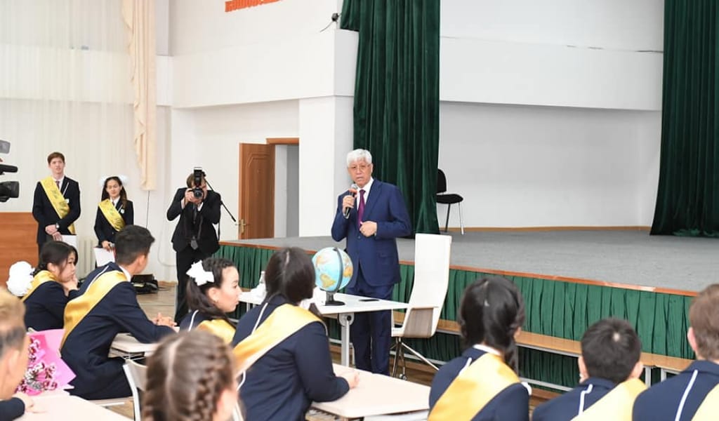 Амандық БАТАЛОВ АШЫҚ САБАҚ ӨТКІЗДІ