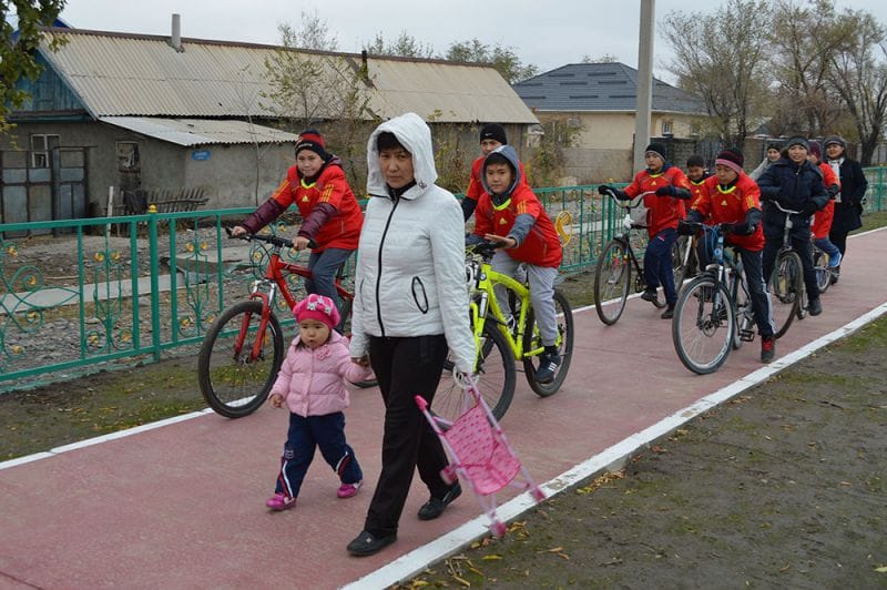 "Жастар" аллеясы ашылды