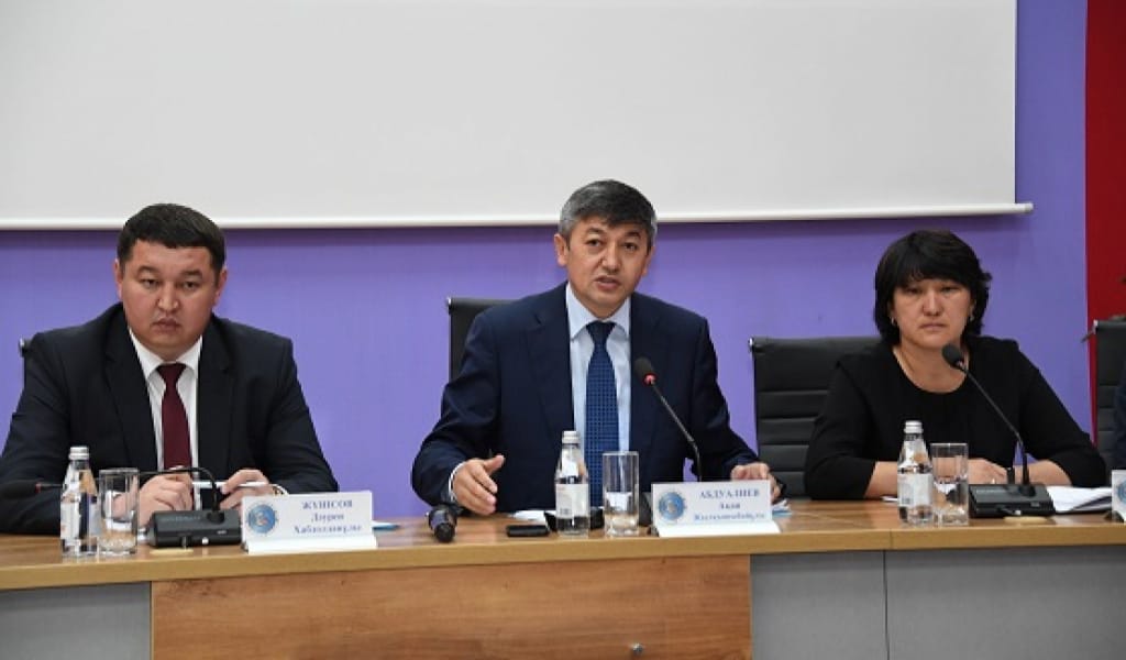 ӘКІМ ОРЫНБАСАРЫ КӨПБАЛАЛЫ АНАЛАРҒА ҚАНША ПӘТЕР САЛЫНЫП ЖАТҚАНЫН АЙТТЫ