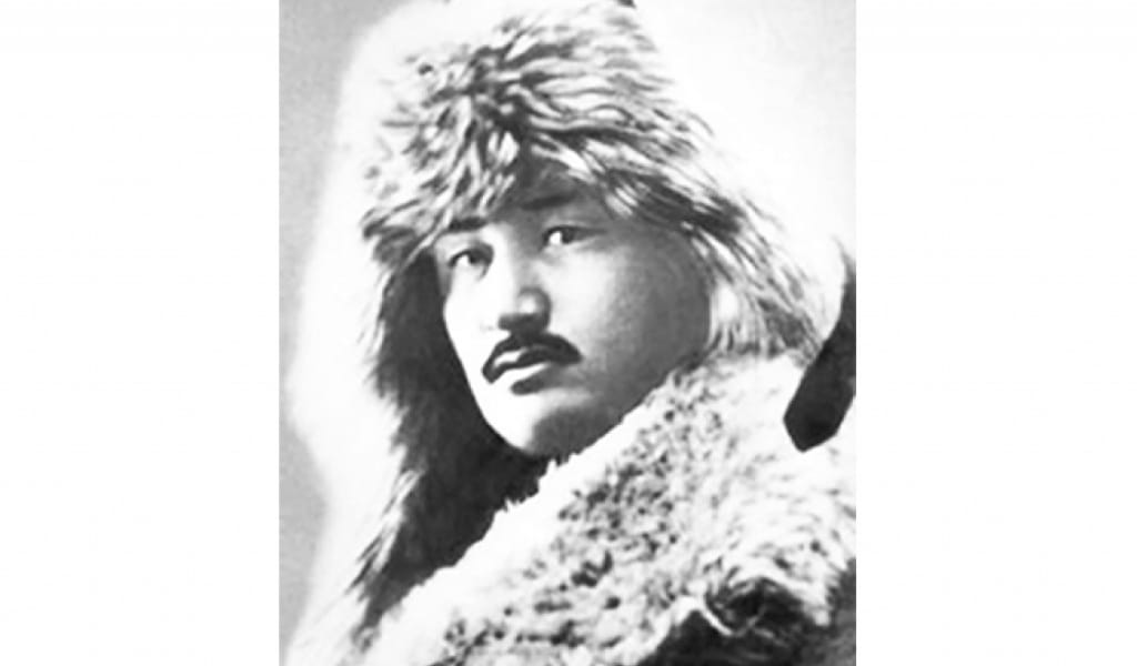 Ілияс ЖАНСҮГІРОВ-125: АТОЙЛАП ЖАТЫР ҰРПАҒЫҢ