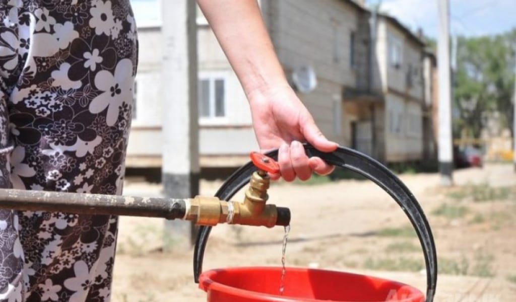 ТАЛДЫҚОРҒАН: АУЫЗСУДЫ ӨЗЕННЕН ТАСЫП ІШЕМІЗ