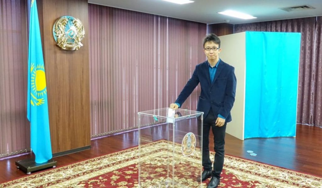 ПРЕЗИДЕНТ САЙЛАУЫ: БІРІНШІ ДАУЫС БЕРГЕН КІМ?