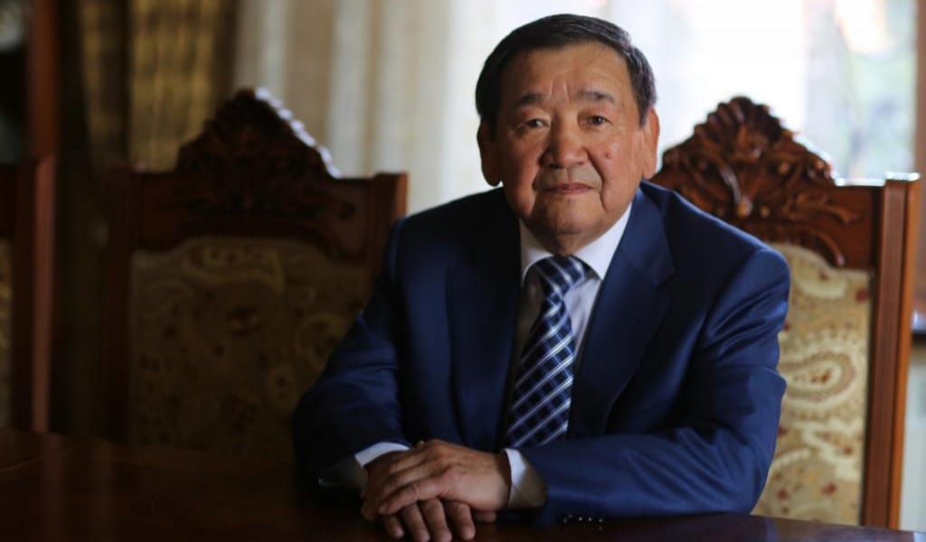 Жақсылық ҮШКЕМПІРОВ: "САЙЛАУДА ДҰРЫС ТАҢДАУ ЖАСАДЫҚ"