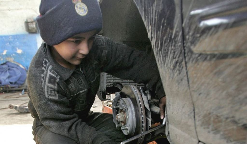 МӘСЕЛЕ: ЖАСӨСПІРІМДІ ЖҰМЫСҚА ЖЕКПЕҢІЗ