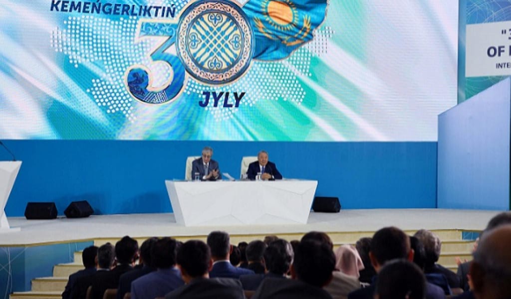 ЕЛБАСЫ: "ХАЛЫҚ ПЕН ПРЕЗИДЕНТ БІРГЕ БОЛУҒА ТИІС"