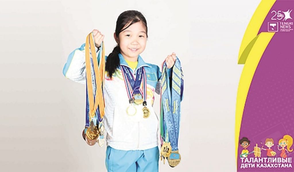 СЕГІЗ ЖАСАР ШАХМАТШЫ: ТАҒЫ БІР ӘЛЕМ ЧЕМПИОНЫ ШЫҚТЫ