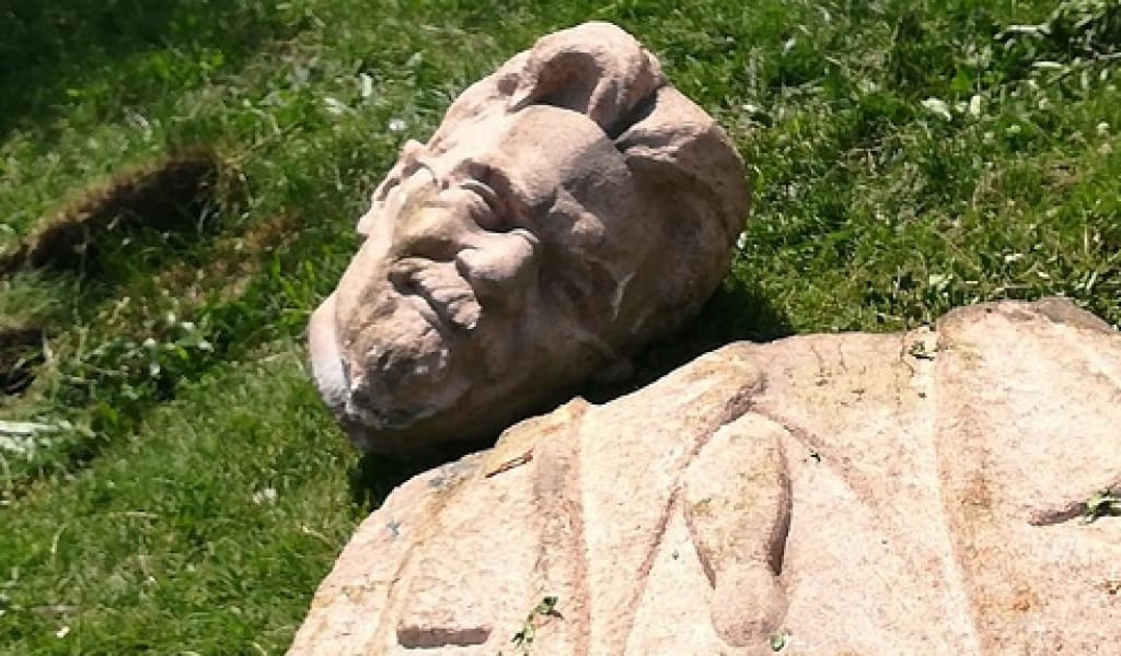 ЖУРНАЛИСТИКАНЫҢ КҮШІ: КАЛИНИН ҚҰЛАТЫЛДЫ