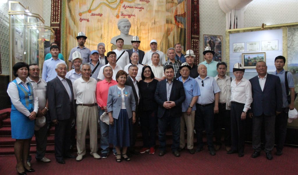 АЛМАТЫ ОБЛЫСЫНДА МАНАСШЫЛАР МАРАПАТТАЛДЫ