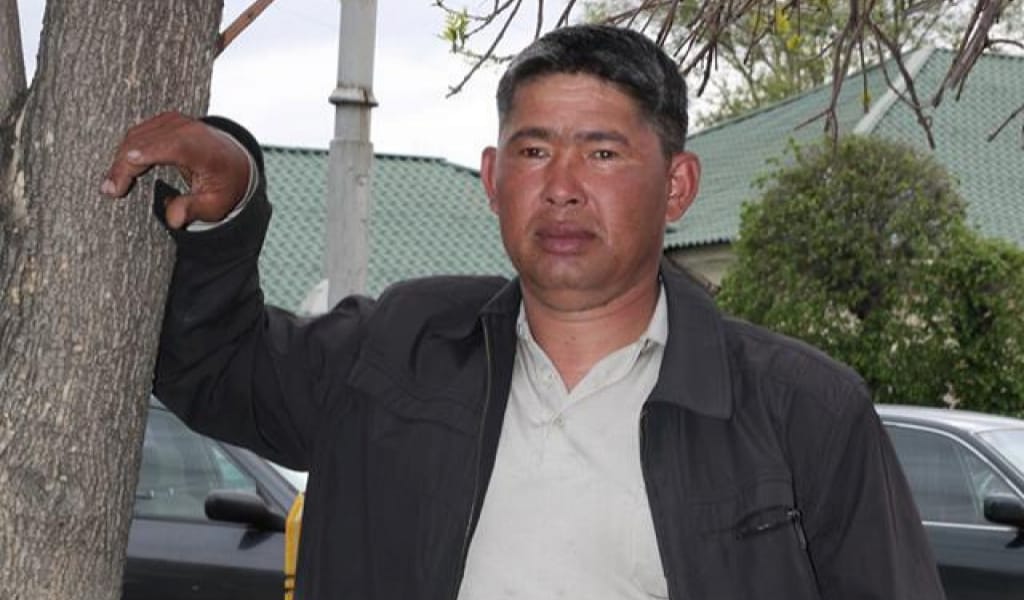 ӨМІР МЕН ӨЛІМ АРАСЫ: МАНАРБЕКТІҢ ЕРЛІГІ ЕСКЕРУСІЗ ҚАЛА МА?