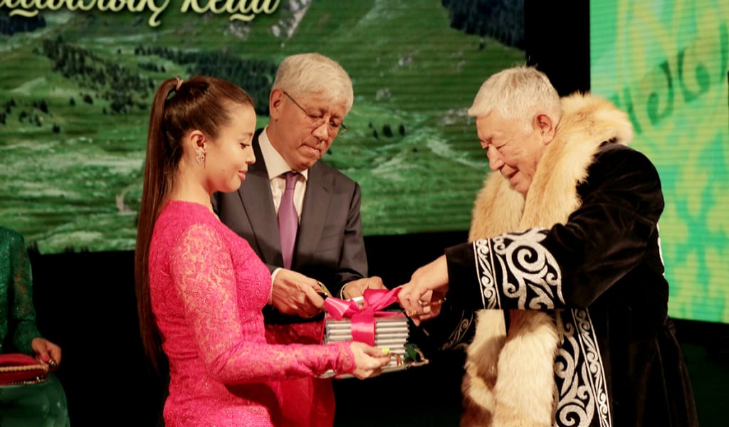 "ХАБАР" АҒА АТАНҒАН ЖУРНАЛИСТ