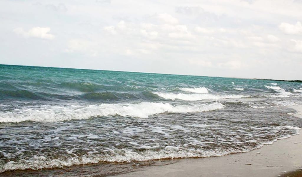 АЙДЫНДЫ АЛАКӨЛ