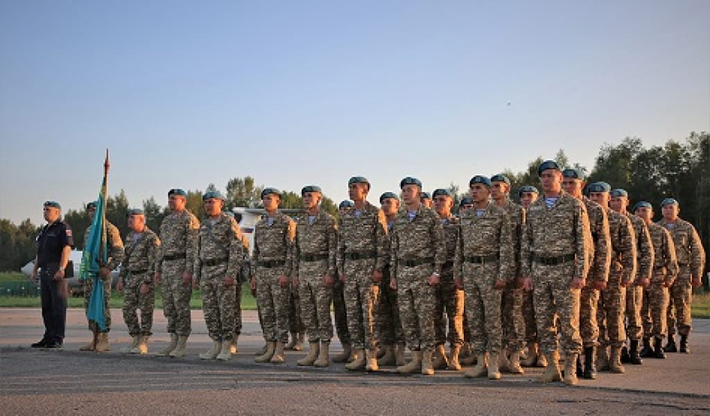 ҚАЗАҚСТАН ДЕСАНТШЫЛАРЫ РЕСЕЙДІҢ ПСКОВ ҚАЛАСЫНА ТҮСІРІЛДІ