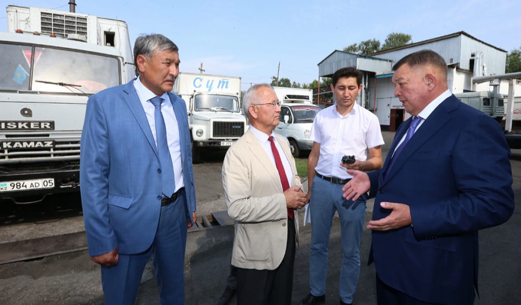 "ӨНЕРКӘСІП КӨРСЕТКІШІ ӨТЕ ТӨМЕН": ОБЛЫС ӘКІМІНІҢ ОРЫНБАСАРЫ ҚАРАТАЛ АУДАНЫН АРАЛАДЫ