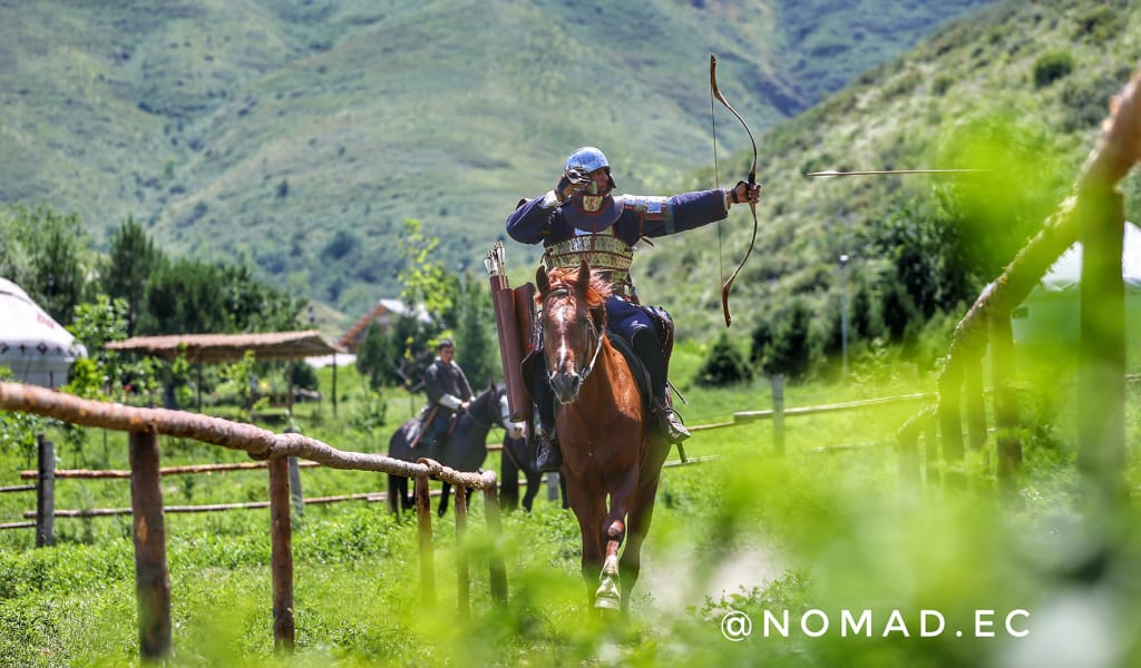 КӨШПЕНДІЛЕРДІҢ ӘСКЕРИ ӨНЕРІ
