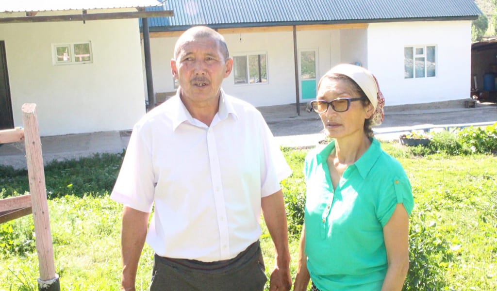 САУМАЛМЕН ЕМДЕЙДІ