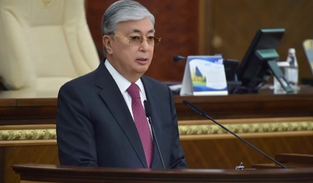 "ДИПЛОМ САТУМЕН АЙНАЛЫСҚАН УНИВЕРСИТЕТТЕР БАР": ҚАЗАҚСТАН ПРЕЗИДЕНТІ АЛҒАШҚЫ ЖОЛДАУЫН ЖАРИЯЛАДЫ