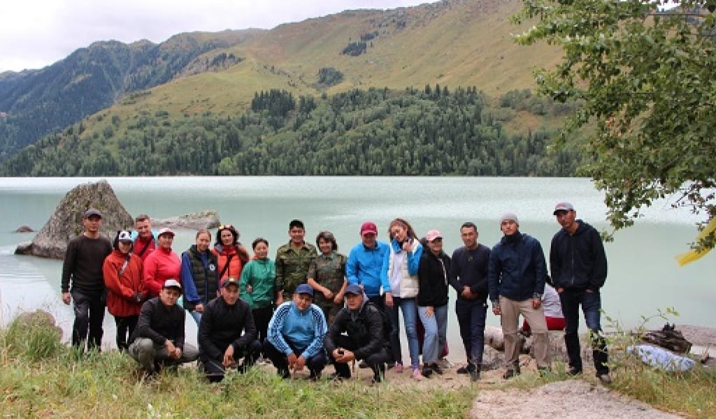 АЛМАТЫ ОБЛЫСЫНДА БІРНЕШЕ ТҮСКЕ ЕНЕТІН КӨЛ БАР