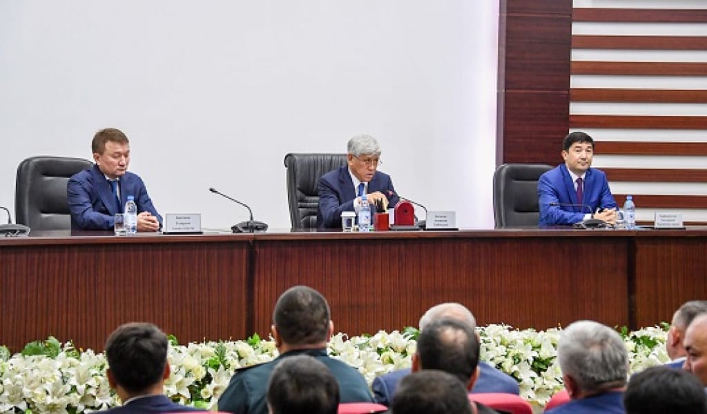 ЖАҢА ҚЫЗМЕТ - ЖАҢА МІНДЕТ: АЛМАТЫ ОБЛЫСЫНЫҢ ӘКІМІ АУЫС-ТҮЙІС ЖАСАДЫ