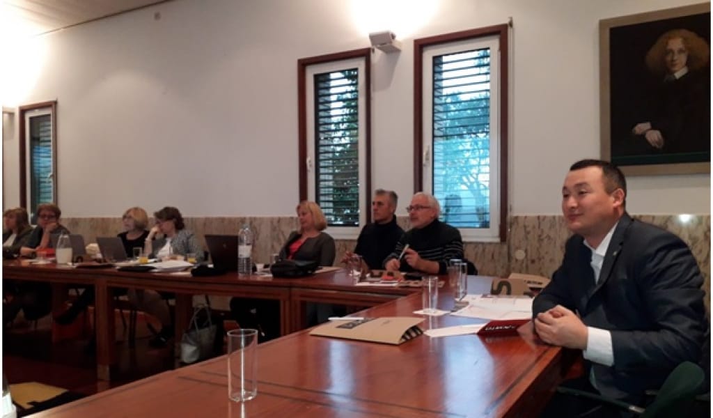 ИНЖЕНЕРЛІК БІЛІМ: ШЕТЕЛДІК ТӘЖІРИБЕНІҢ ТИІМДІЛІГІ НЕДЕ?