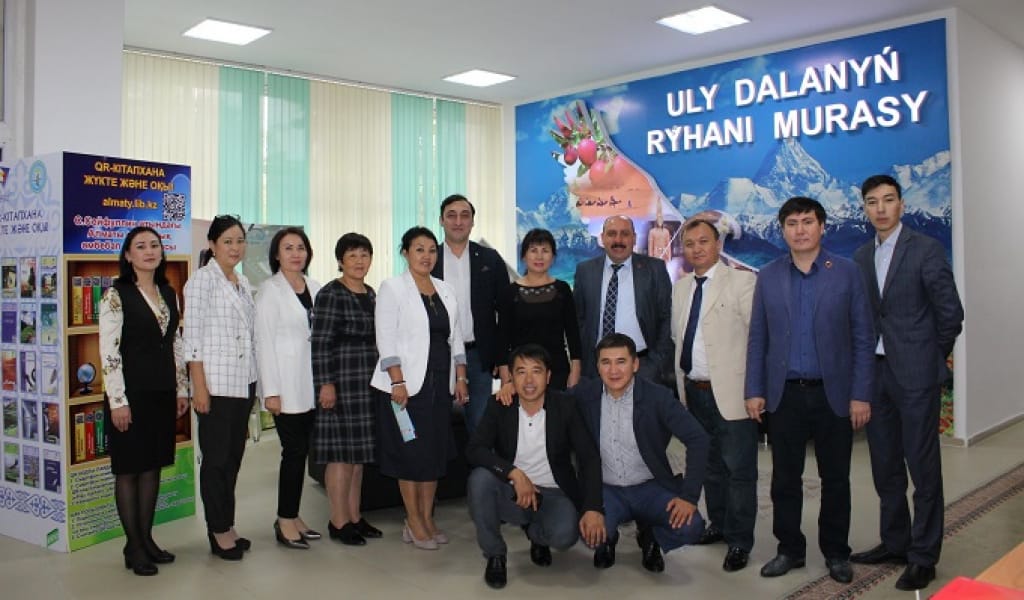 ТАЛДЫҚОРҒАНҒА ШЕТЕЛ ЖАЗУШЫЛАРЫ КЕЛДІ