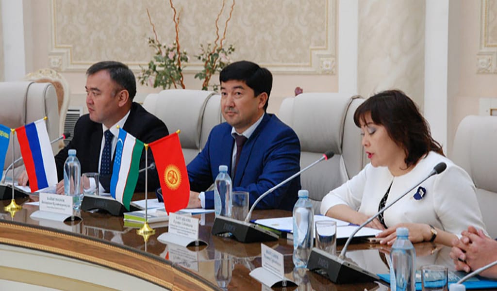 ЖҮЗ ЖЫЛДЫҚ ЖОЛ: АРХИВТІҢ АЙТУЛЫ БЕЛЕСІ