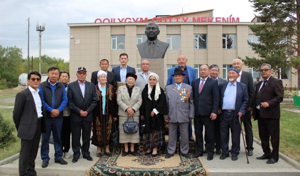 ПРЕЗИДЕНТ ҚҰТТЫҚТАДЫ: КӘКІМЖАН ҚАЗЫБАЕВТЫҢ 90 ЖЫЛДЫҒЫ ТОЙЛАНДЫ