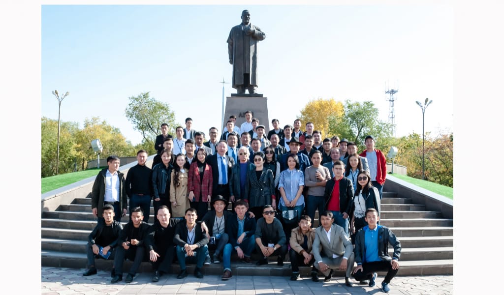 ҚАРАҒАНДЫ БИІГІНЕН ҚАРАҒАНДА: ӘДЕБИЕТШІЛЕРДІҢ ҚЫЗЫҚТЫ САПАРЫ