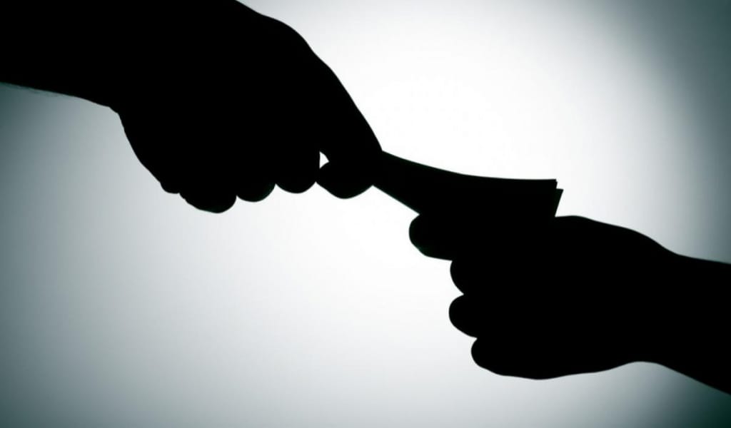 ЕҢ КӨП ПАРА СҰРАЙТЫН МЕКЕМЕЛЕР: КОМИССИЯ ОТЫРЫСЫНДА НЕ АЙТЫЛДЫ?