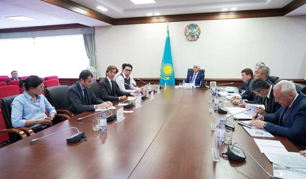 "ЖҰМЫС БАСТАМАҚПЫЗ": ФРАНЦУЗДАР АЛМАТЫ ОБЛЫСЫНАН ҚОҚЫС ПОЛИГОНЫН САЛАДЫ