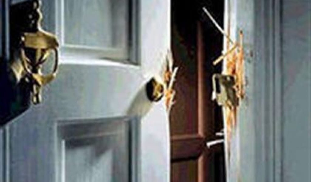 ТАЛДЫҚОРҒАН: 13 ПӘТЕР ТОНАҒАН КҮДІКТІ ҚАМАУДА ОТЫР