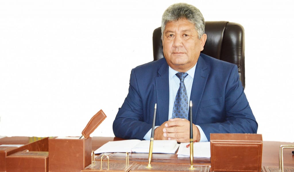 "ТАҢДАЙ САЛАТЫН САЛА ЕМЕС": БАС РЕДАКТОР 40 ЖЫЛДЫҚ ТӘЖІРИБЕСІМЕН БӨЛІСТІ