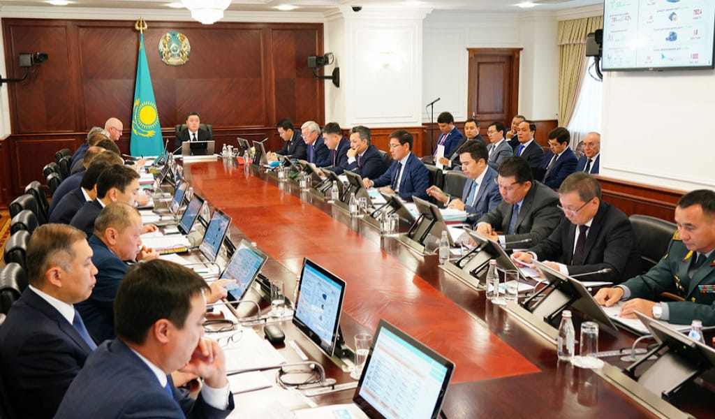 ҮКІМЕТ: "НҰРЛЫ ЖОЛ" БАҒДАРЛАМАСЫ 2025 ЖЫЛҒА ДЕЙІН ЖАЛҒАСАДЫ