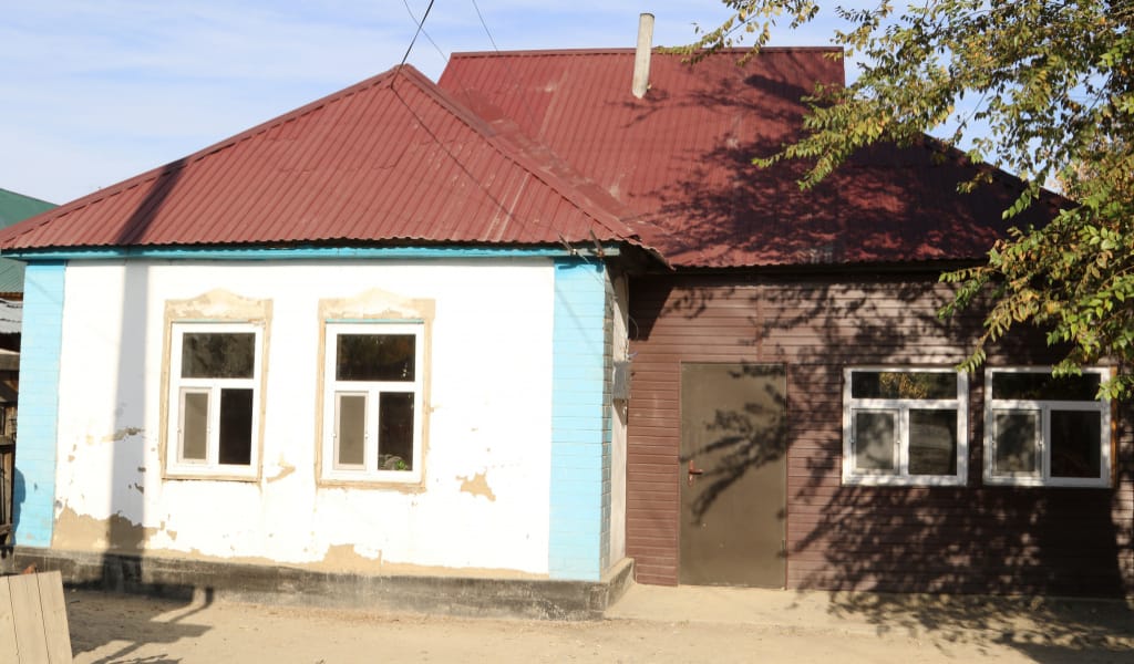 ҚАЗАҚСТАНДА ТЕГІН ҮЙ ЖӨНДЕП ЖҮР: КОРЕЯЛЫҚ ҚОРДЫҢ ҚАЙЫРЫМДЫЛЫҒЫ