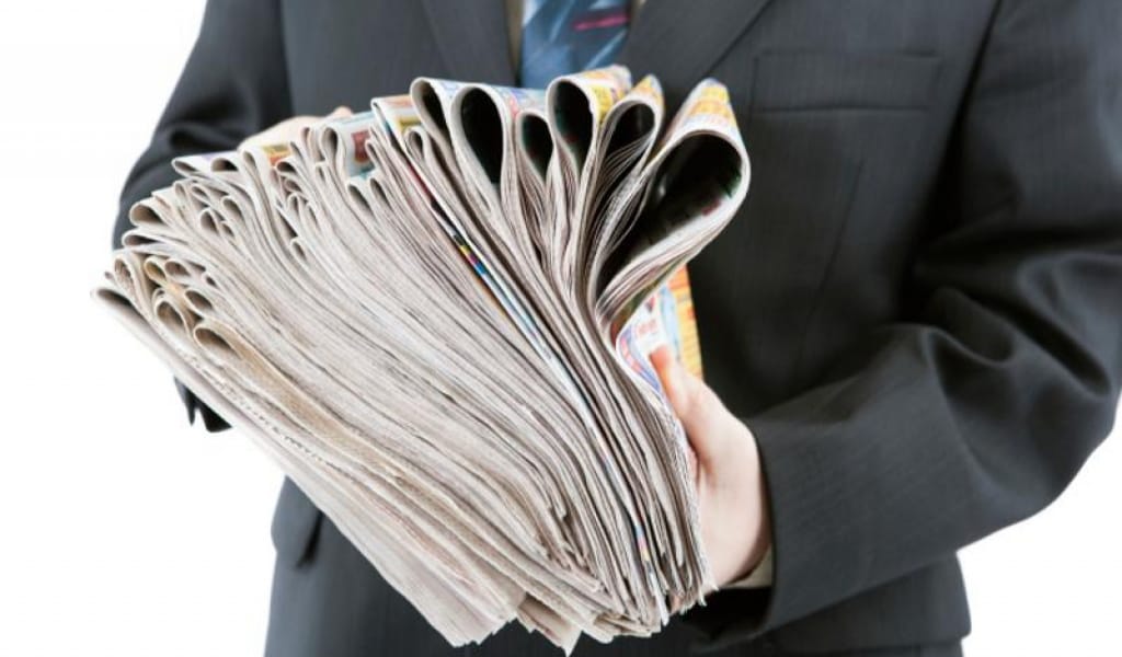 "НЕГЕ ОСЫ "МӘЖБҮРЛЕП ЖАЗДЫРАДЫ" ДЕП АЙТА БЕРЕСІҢДЕР?" БАС РЕДАКТОРДЫҢ ЖАНАЙҚАЙЫ