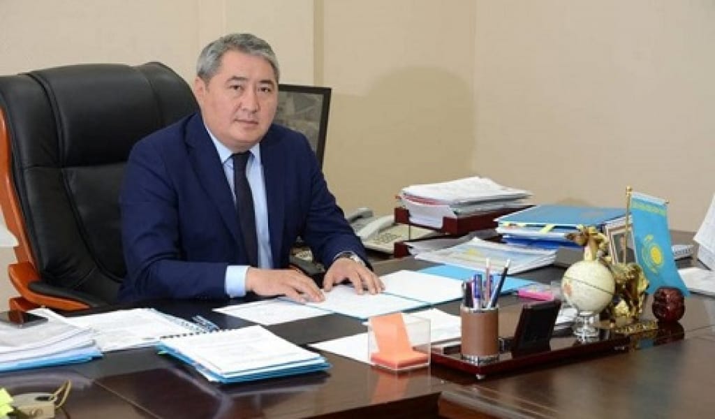 "ЖУРНАЛИСТЕРГЕ ЖҮГІНЕМІЗ": ӘКІМ "ЖЕТІСУ" ГАЗЕТІ ЖАЙЛЫ ЖАЗДЫ