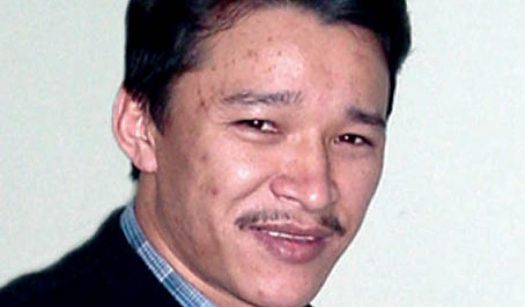 "ТУҒАН ЕЛ, СЕНІҢ ҰЛЫҢМЫН": БҮГІН ОРАЗАЛЫ ДОСБОСЫНОВ 44 ЖАСҚА ТОЛАР ЕДІ