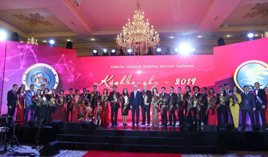 "ЕРЛІК ЖАСАЙТЫН ШАҚ": АЛМАТЫ ОБЛЫСЫНДА ЖАС КӨШБАСШЫЛАР МАРАПАТТАЛДЫ